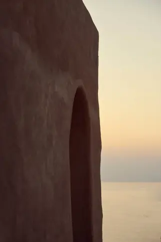 Discover Collection Ras Amud Oman 0850